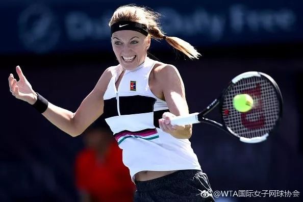  科维托娃意外战胜雄鹿，刷新纪录引爆全场！比赛高潮迭起