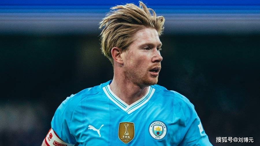  德布劳内在国家队打的是什么位置 