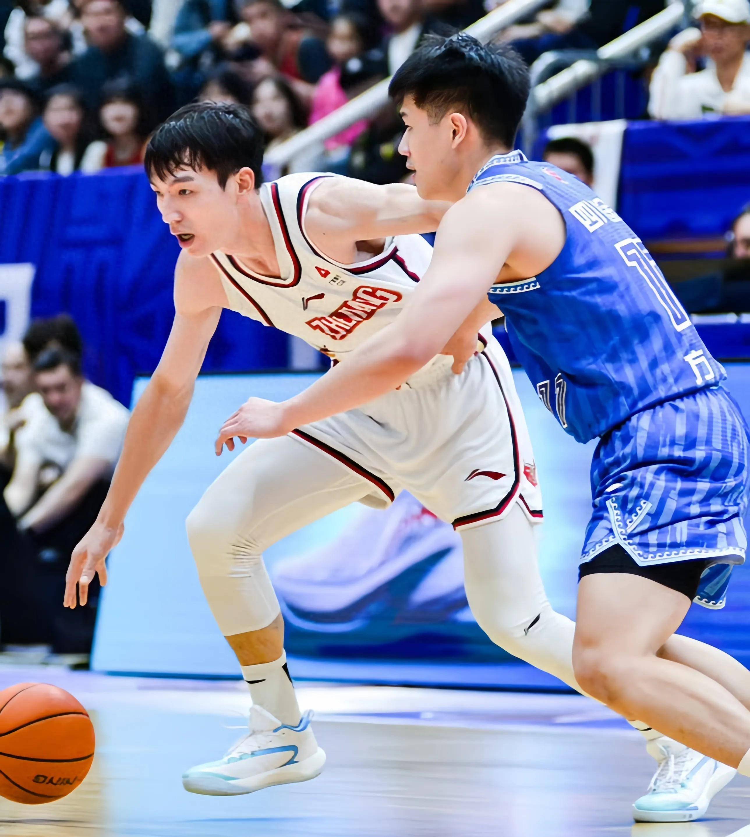 山东男篮内部会议纪要流出：今夜状态回暖，CBA季后赛使命明确，医务组通报恢复的简单介绍